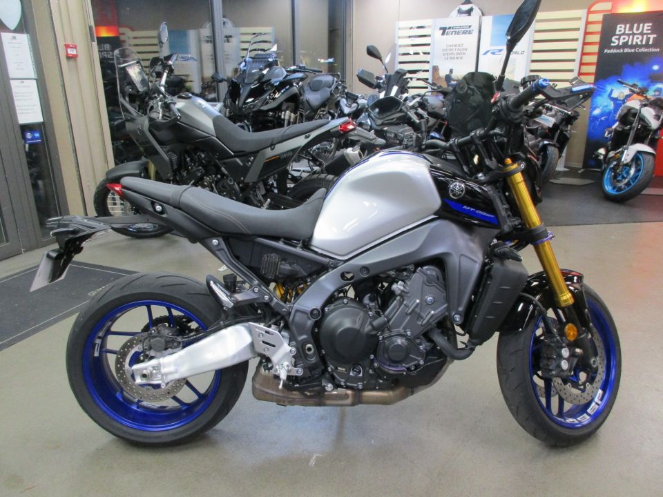 YAMAHA MT-09 SP 0