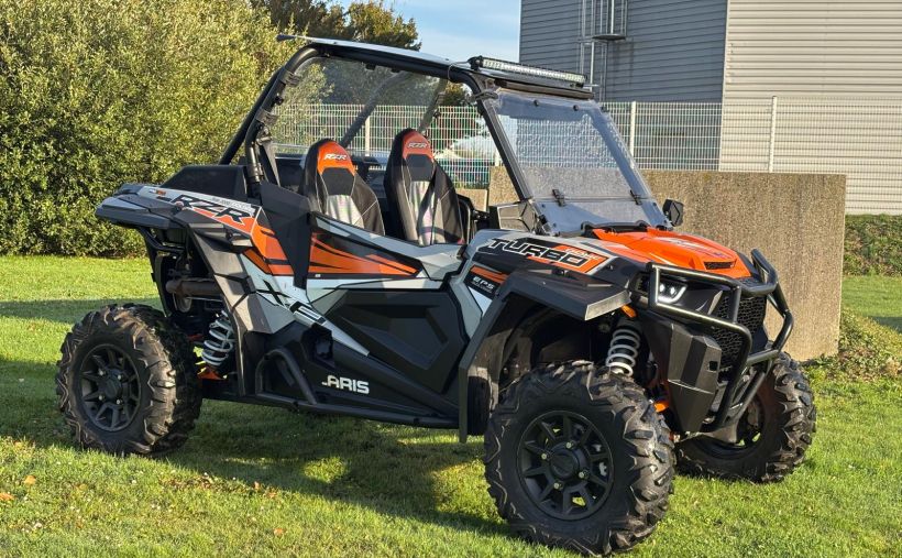 POLARIS RZR 1000 TURBO 0