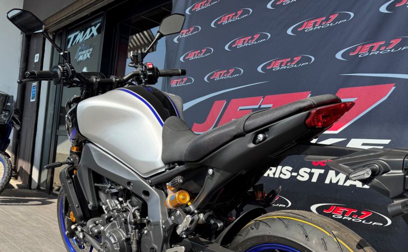 YAMAHA MT-09 SP 4