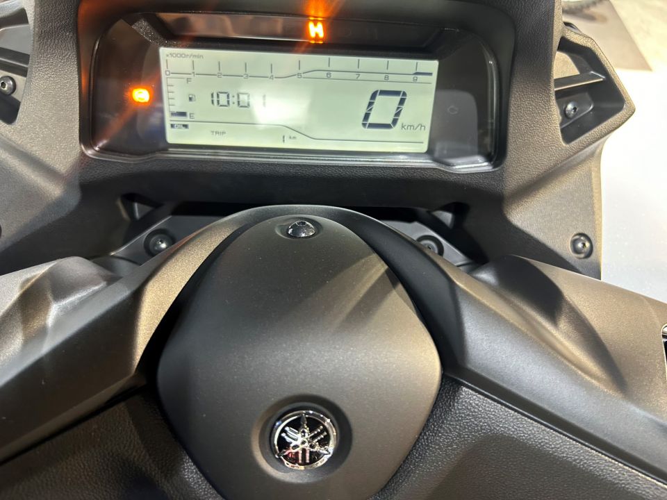 YAMAHA TRICITY 300 3