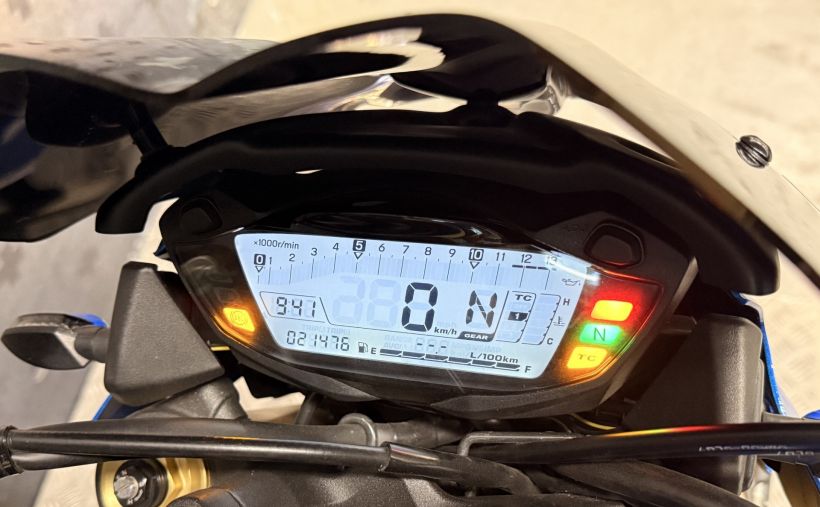 SUZUKI GSX-S 1000 ABS 27