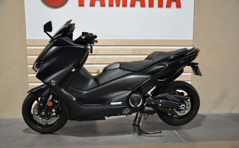 YAMAHA XP T-MAX 560 13
