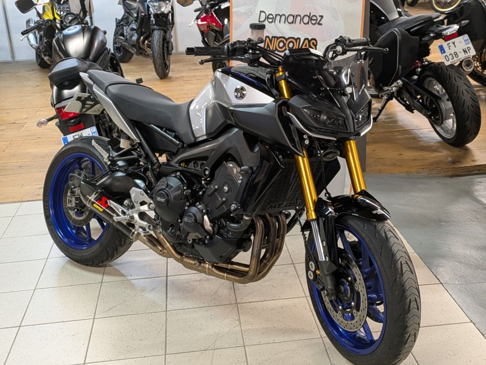 YAMAHA MT-09 SP 20