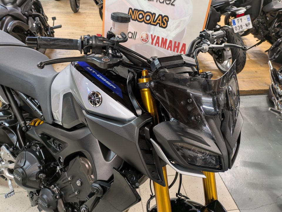 YAMAHA MT-09 SP 60