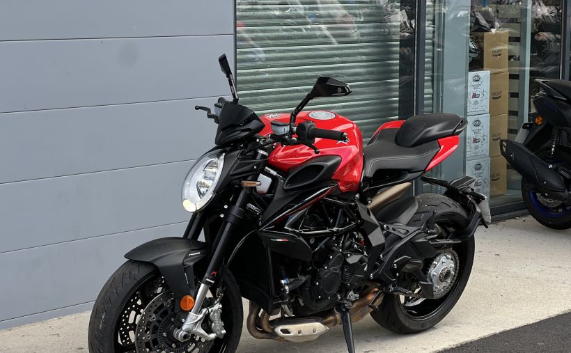 MV AGUSTA BRUTALE 800 4