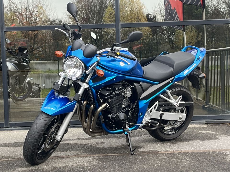 SUZUKI GSF 650 N BANDIT 1