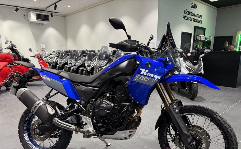 YAMAHA XTZ TENERE 700 1