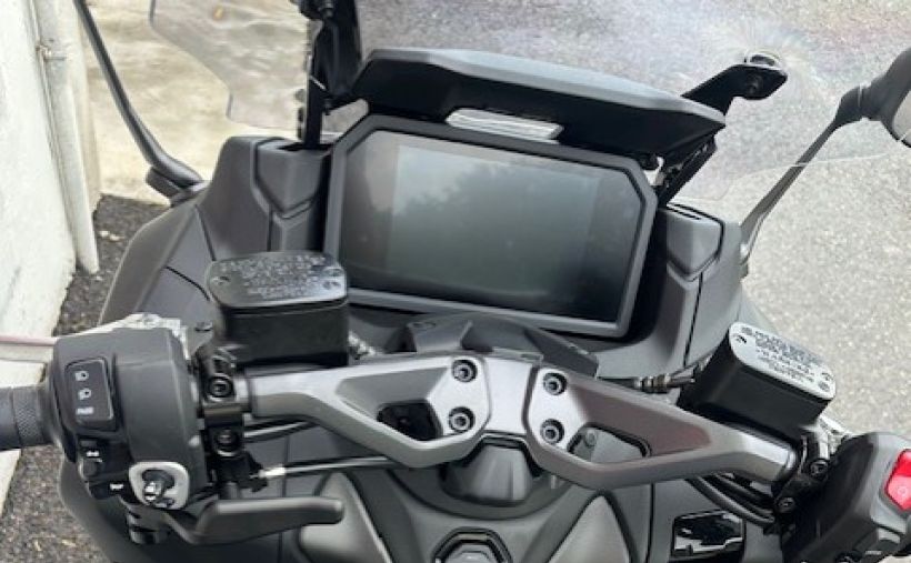 YAMAHA XP T-MAX 560 3
