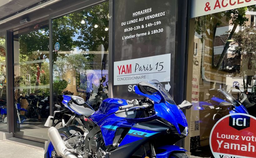 YAMAHA YZF 1000 R1 1