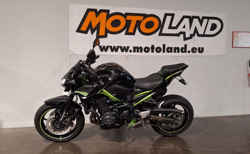 KAWASAKI Z 900 9