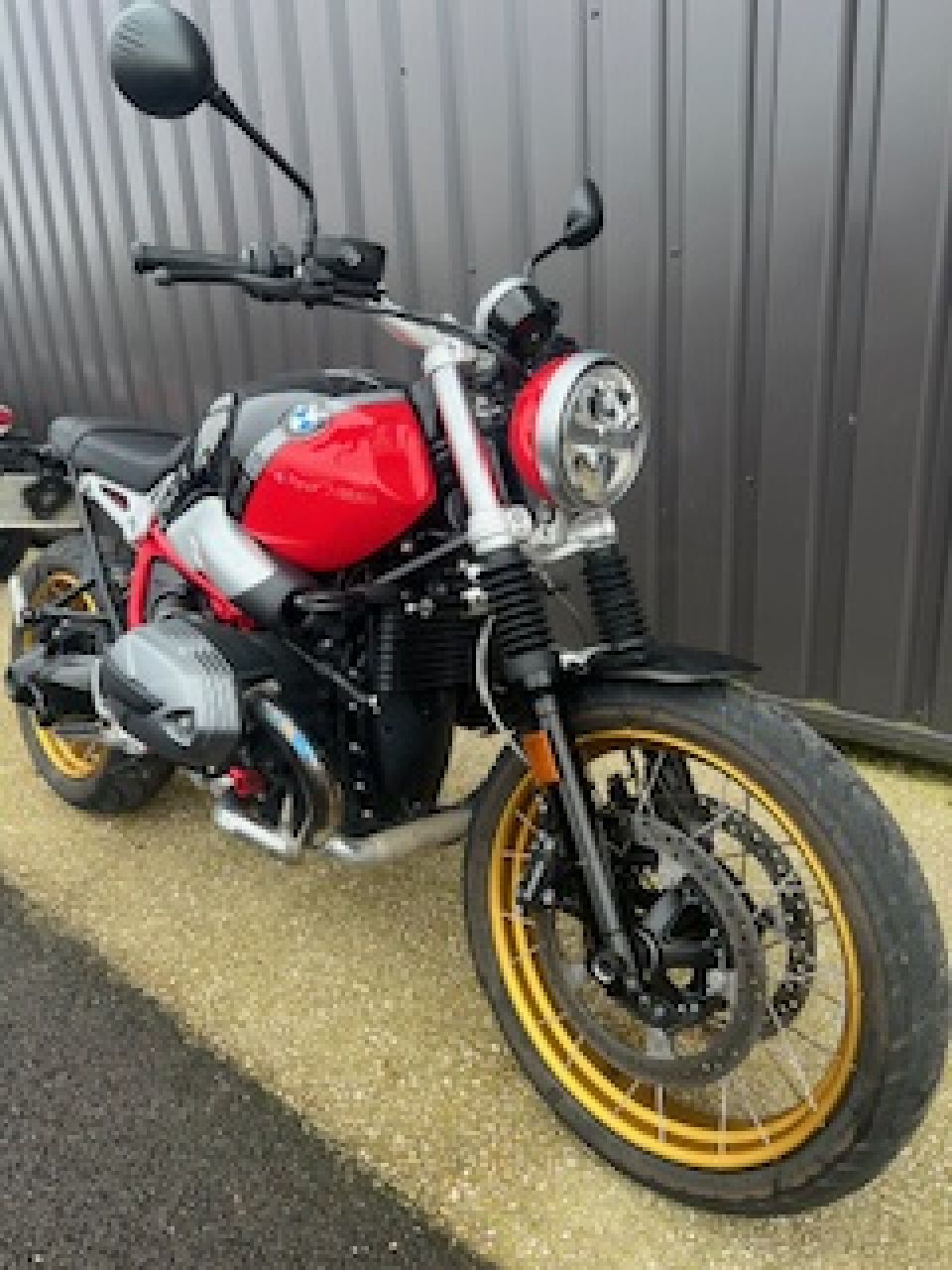 BMW R NineT Scrambler 1