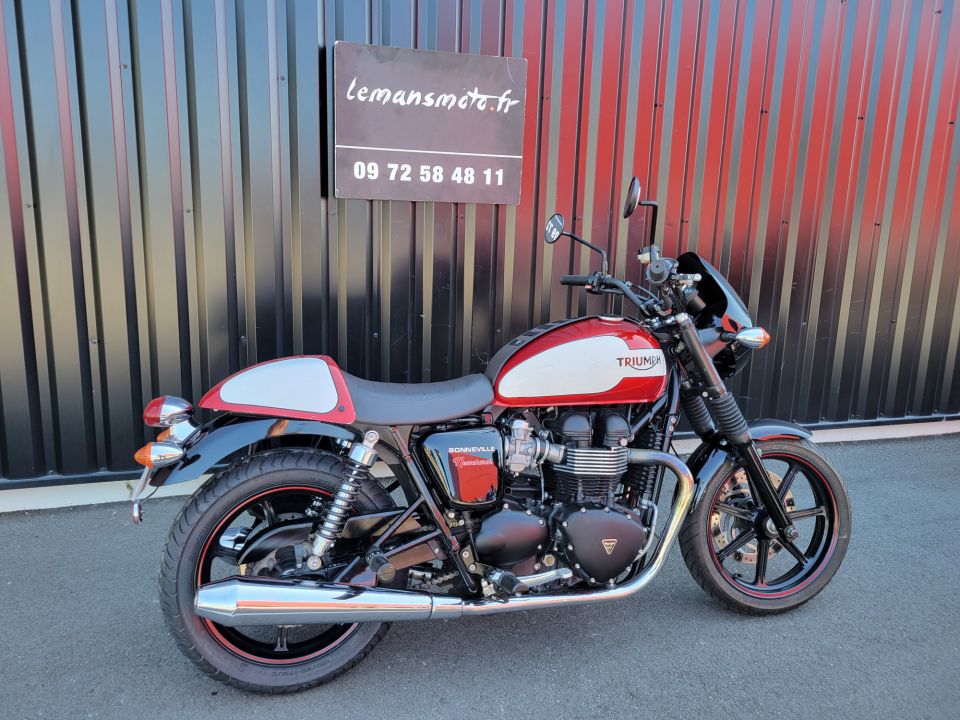 TRIUMPH Bonneville Newchurch 15