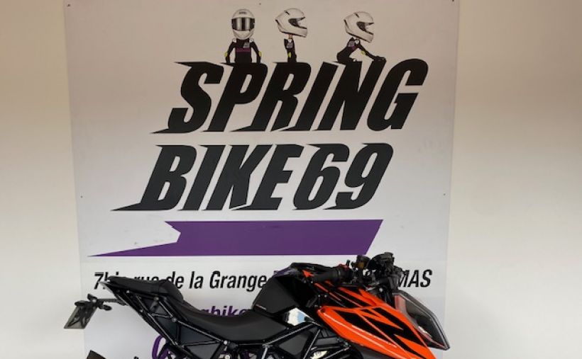 KTM 1290 SUPER DUKE R 4