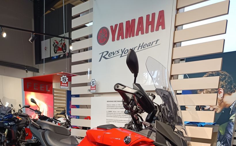 YAMAHA TRACER 9 0