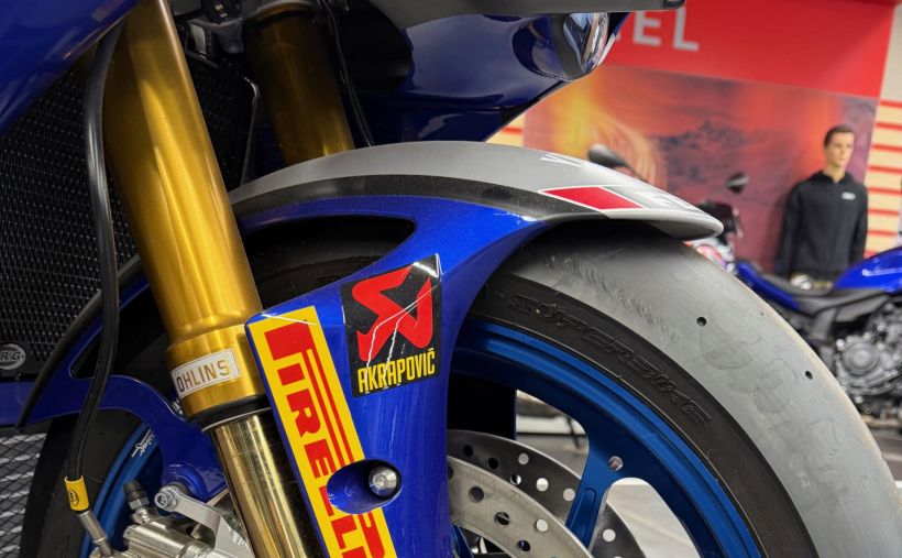 YAMAHA YZF R1 GYTR 12