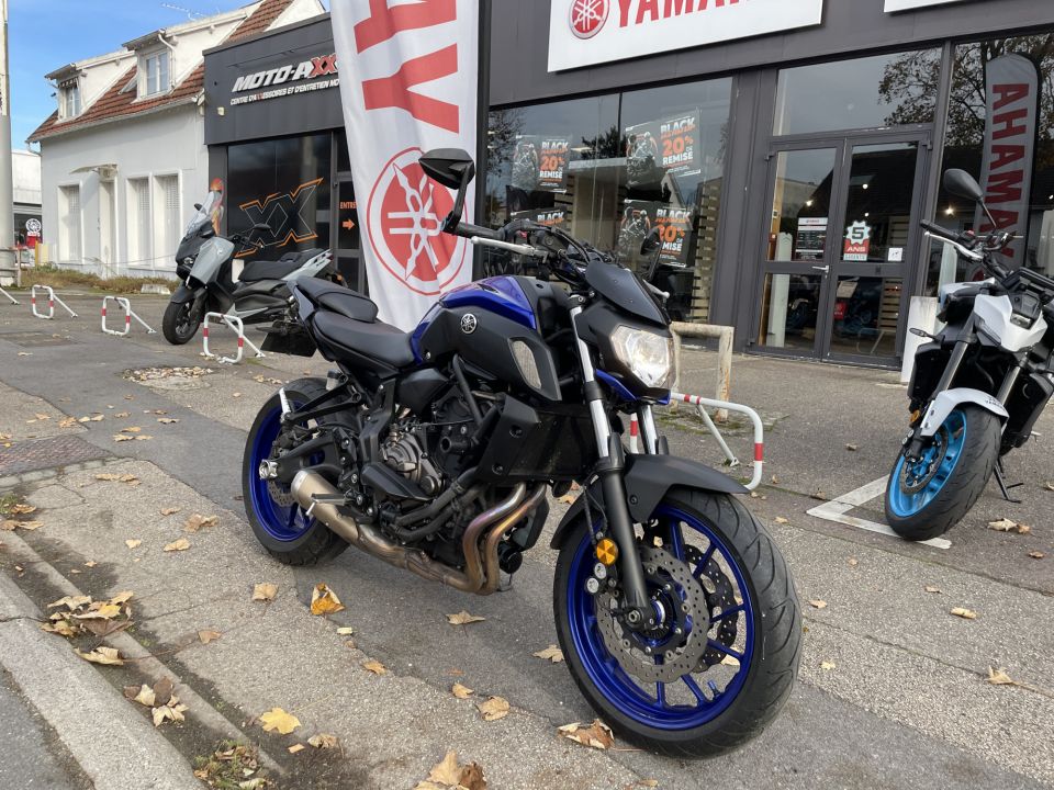 YAMAHA MT-07 (47.5CV) 1