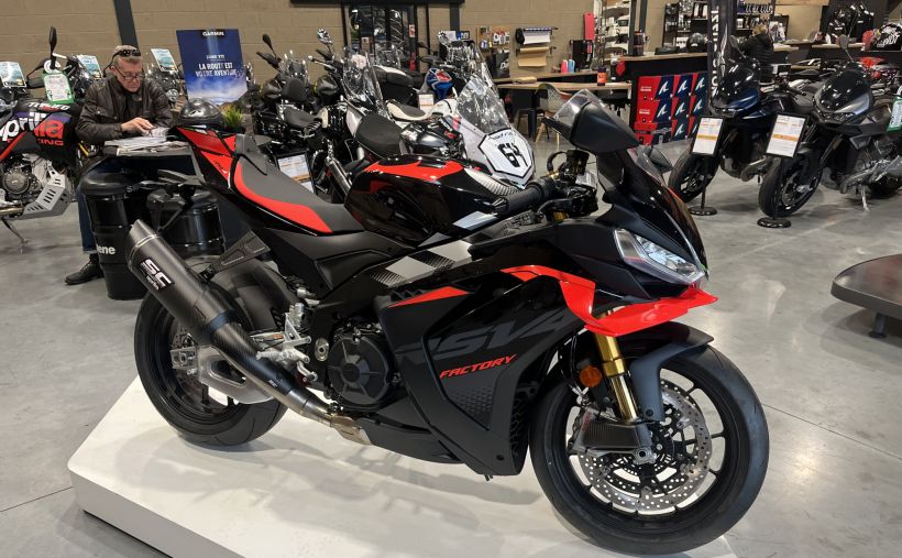 APRILIA RSV4 1100 FACTORY 10