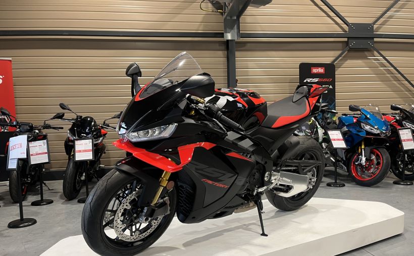 APRILIA RSV4 1100 FACTORY 20
