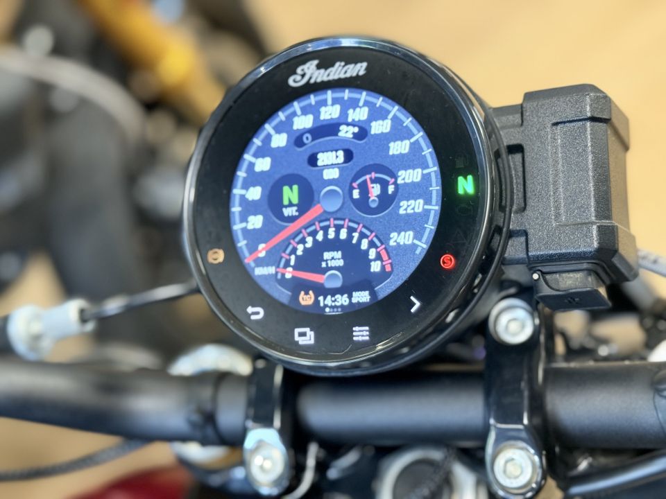 INDIAN FTR 1200 R CARBON 36