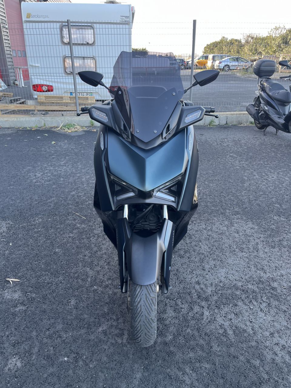 YAMAHA XMAX 125 TECH MAX 1