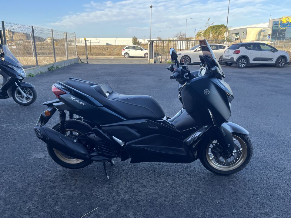 YAMAHA XMAX 125 TECH MAX 2