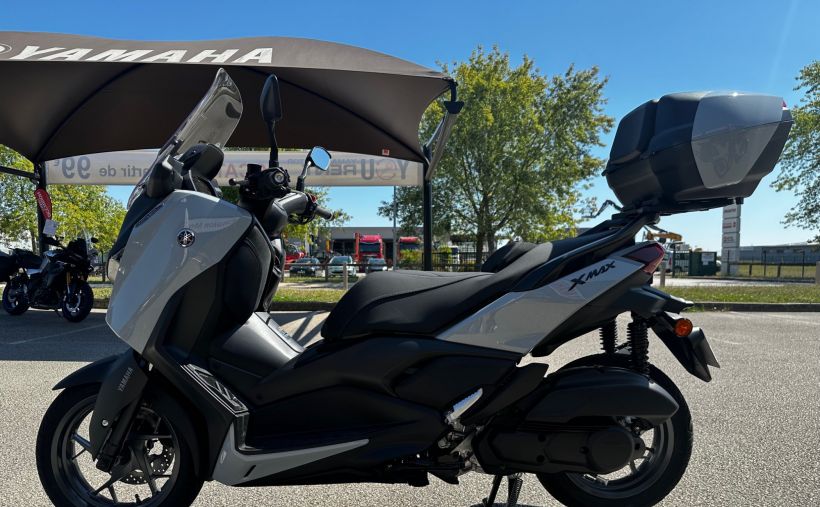 YAMAHA XMAX 125 TECH MAX 2