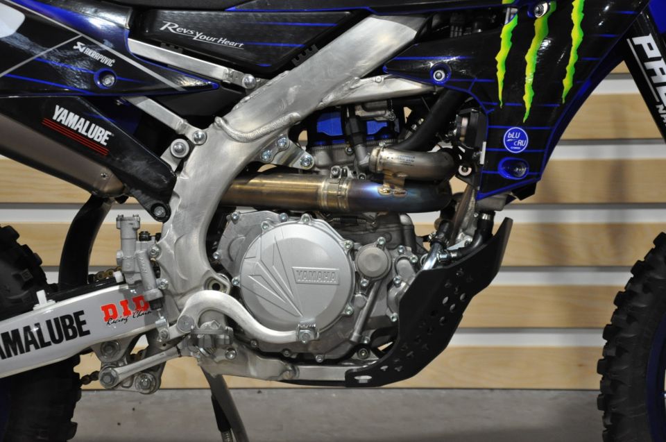 YAMAHA WR450F 1