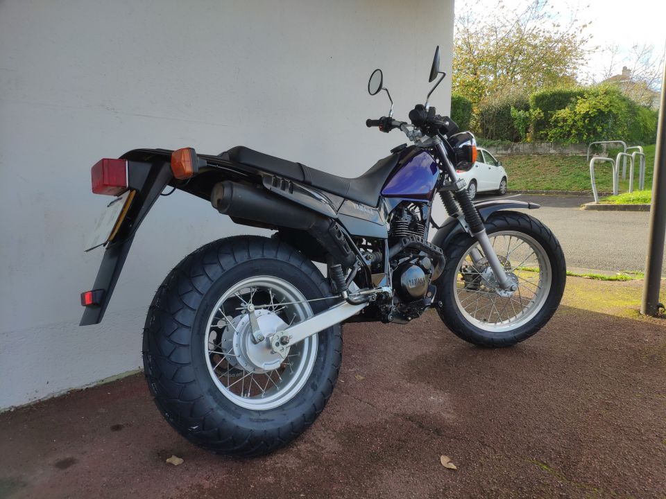 YAMAHA TW 125 2
