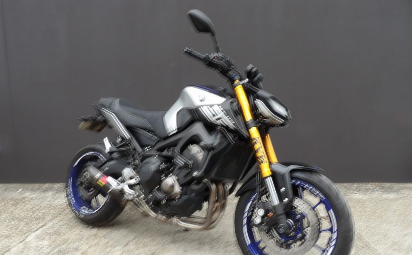 YAMAHA MT-09 SP 2