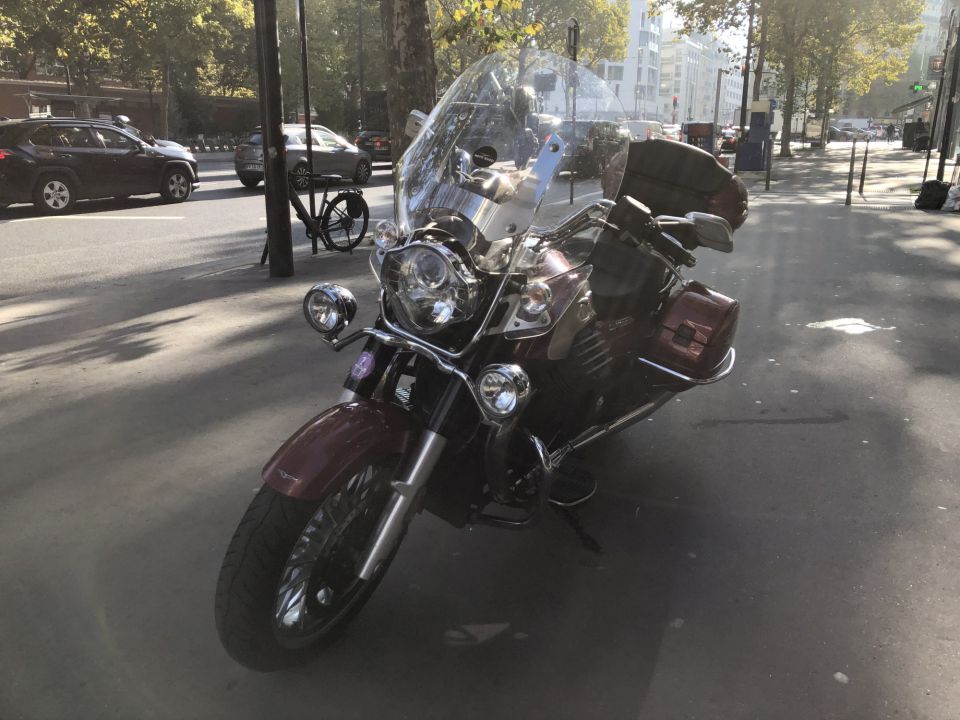 MOTO GUZZI CALIFORNIA 30