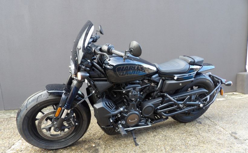 HARLEY-DAVIDSON SPORTSTER 1250 S 3