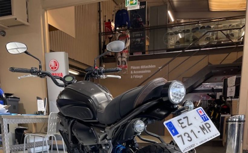 YAMAHA XSR 700 1