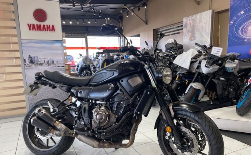 YAMAHA XSR 700 3