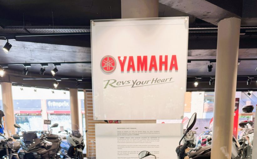 YAMAHA MT-07 Y-AMT 7