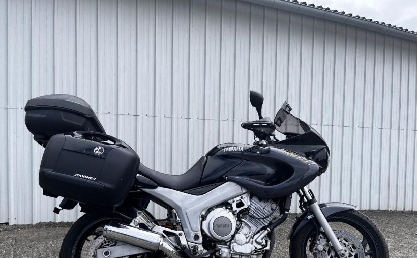 YAMAHA TDM 850 1