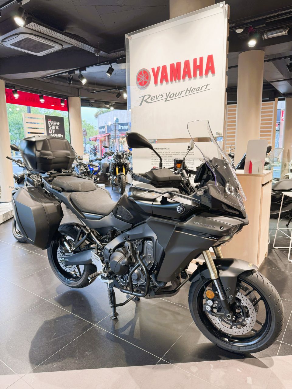 YAMAHA TRACER 9 GT Y-AMT 1