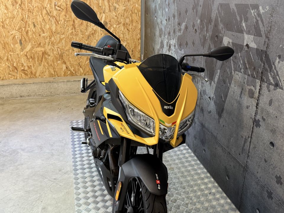 APRILIA TUONO 125 ABS 9