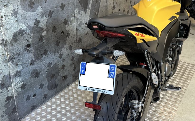 APRILIA TUONO 125 ABS 18