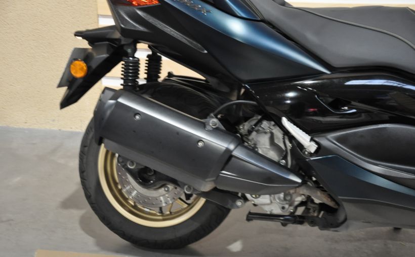 YAMAHA XMAX 300 Tech Max 2