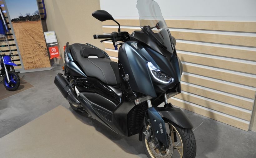 YAMAHA XMAX 300 Tech Max 5