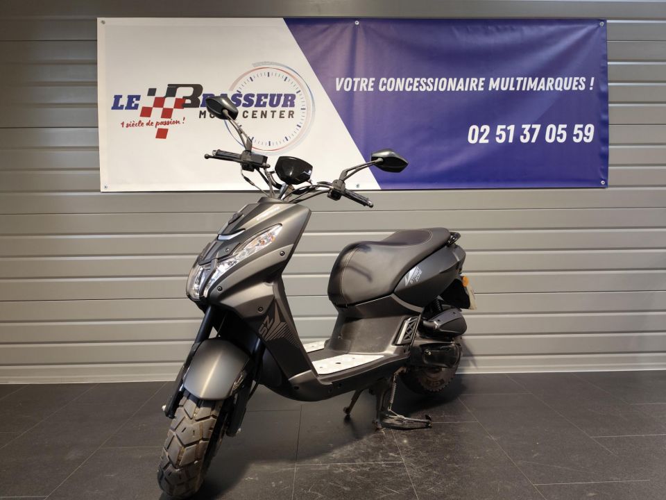 PEUGEOT STREET ZONE 50 12