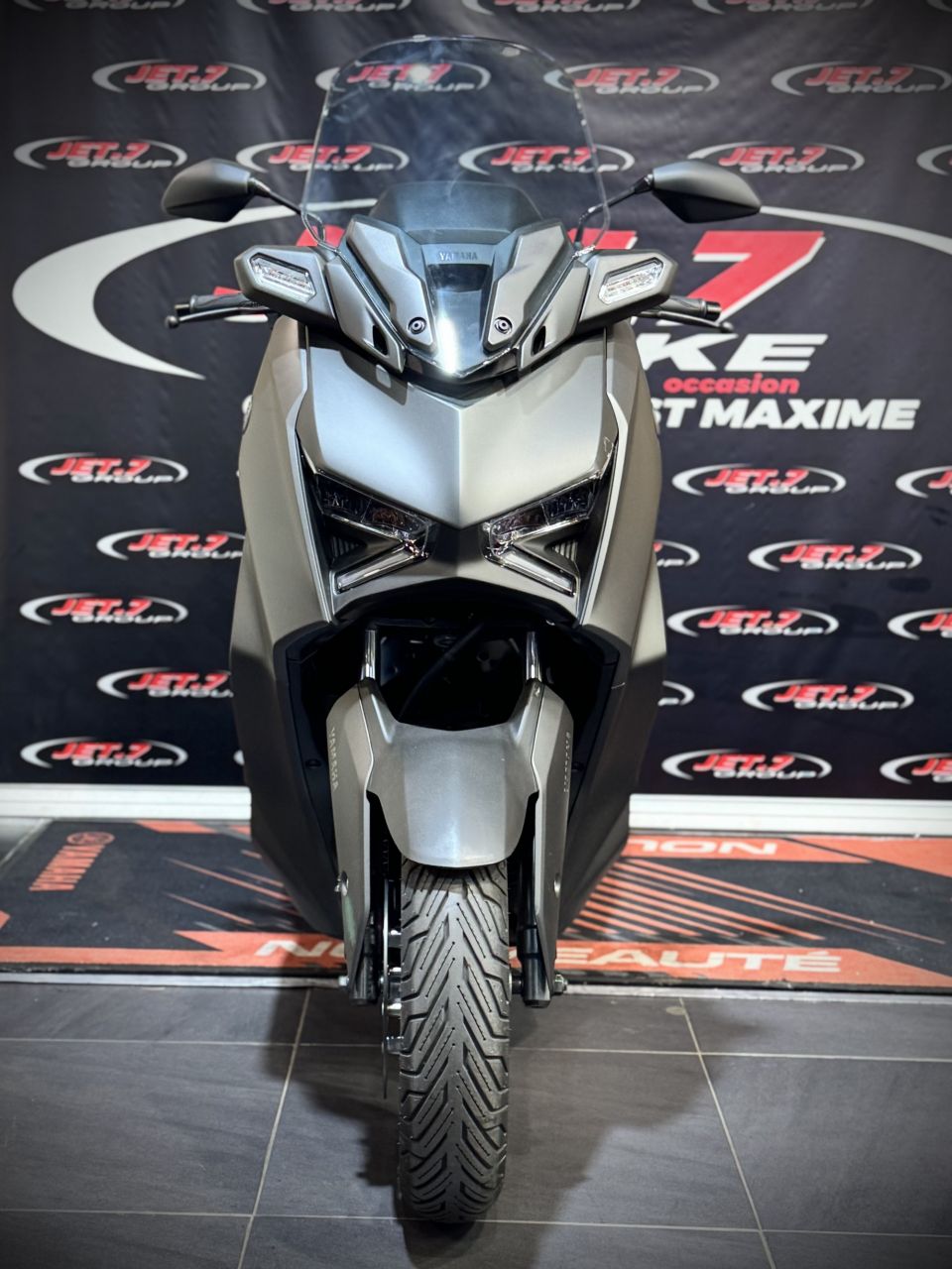 YAMAHA XMAX 125 1