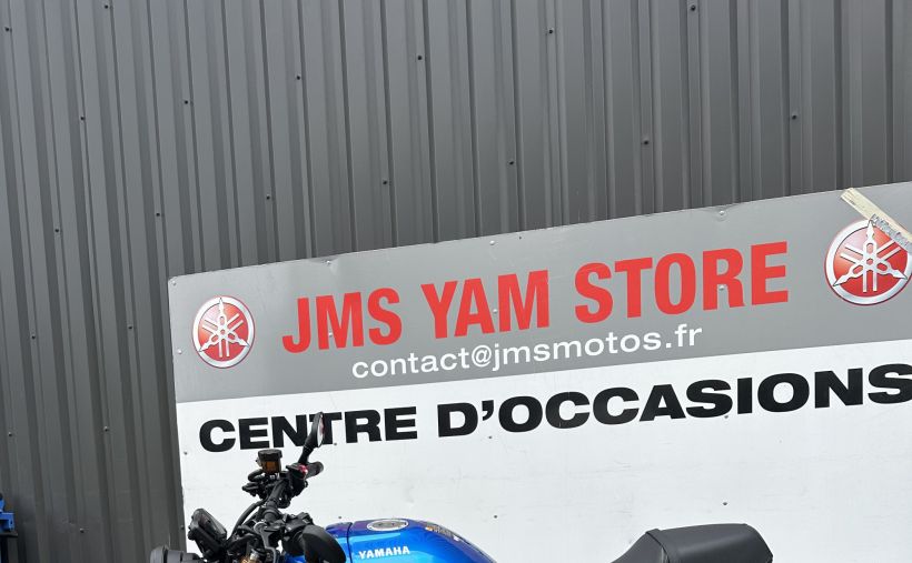 YAMAHA XSR 900 1