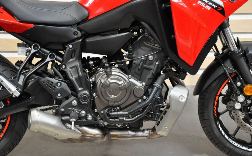 YAMAHA TRACER 7 1