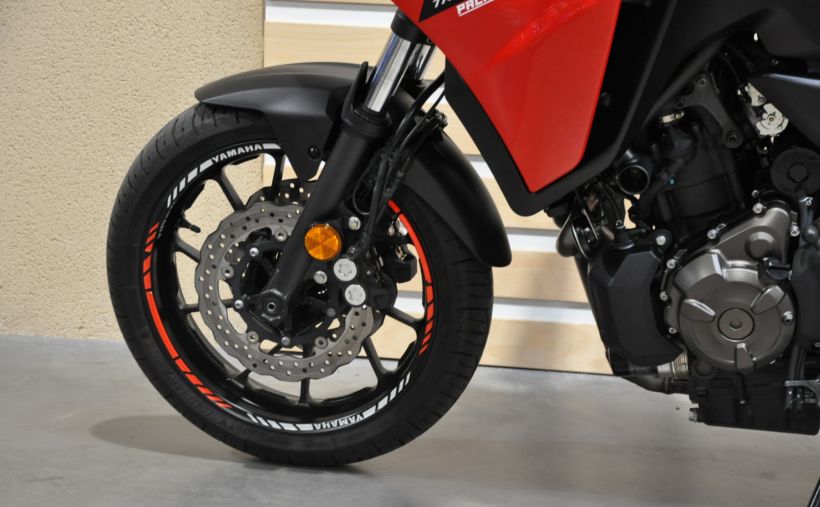 YAMAHA TRACER 7 12