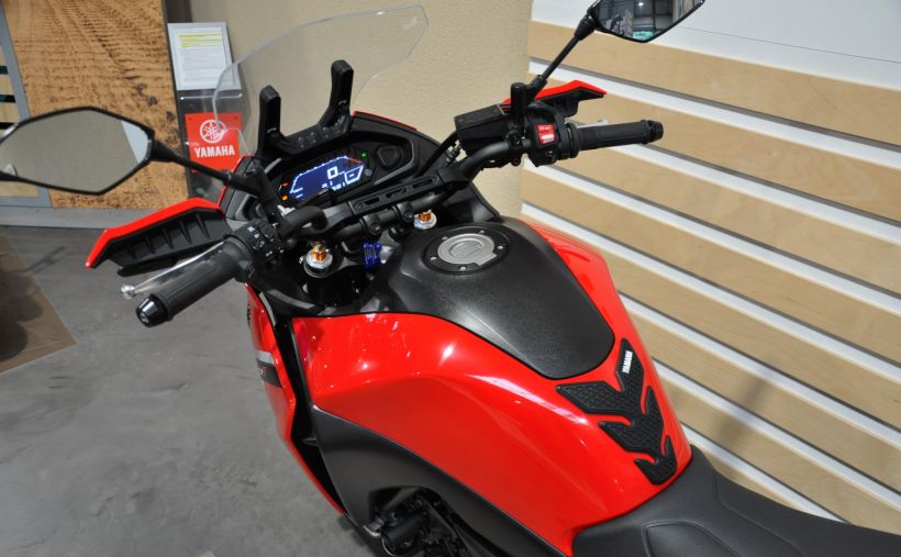 YAMAHA TRACER 7 16