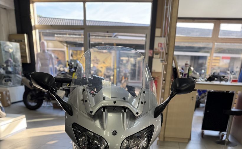 YAMAHA FJR 1300 ABS 18