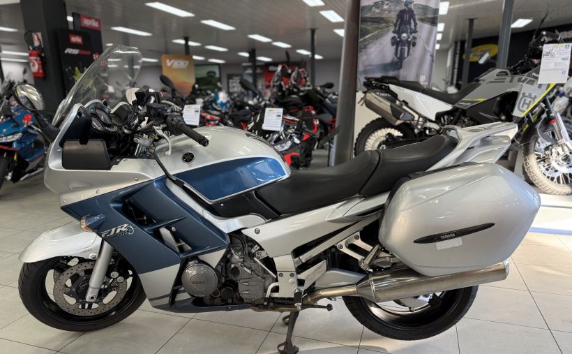 YAMAHA FJR 1300 ABS 27