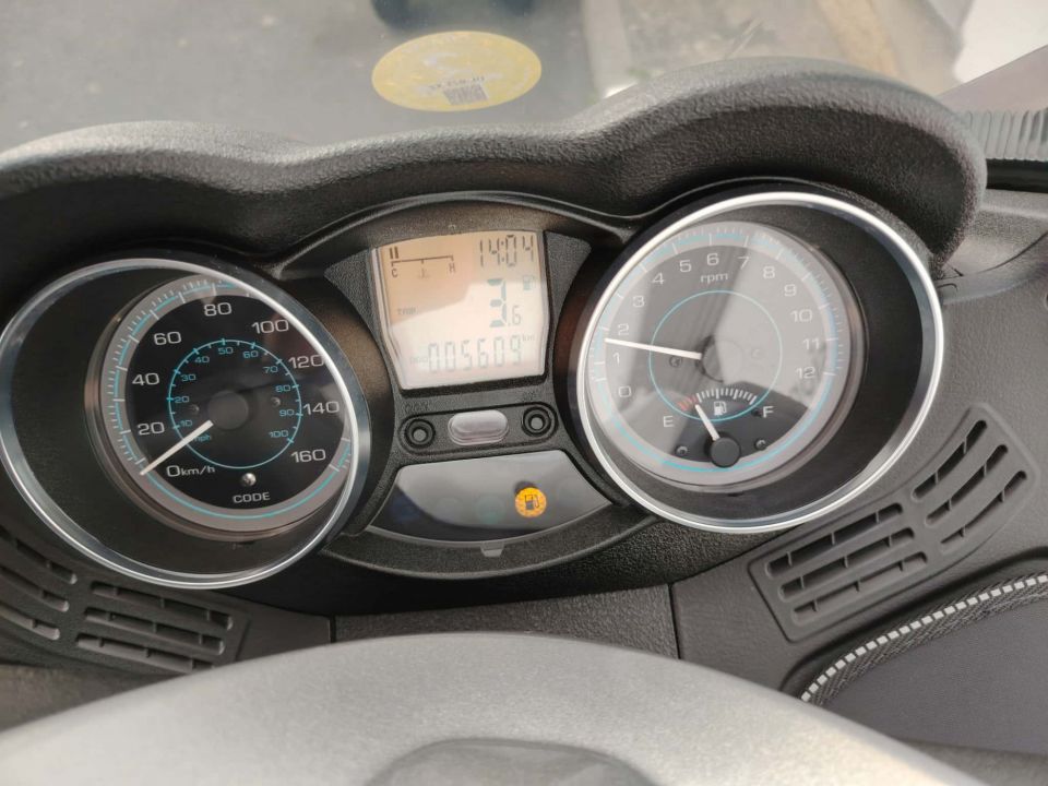 PIAGGIO 125 X-EVO 52