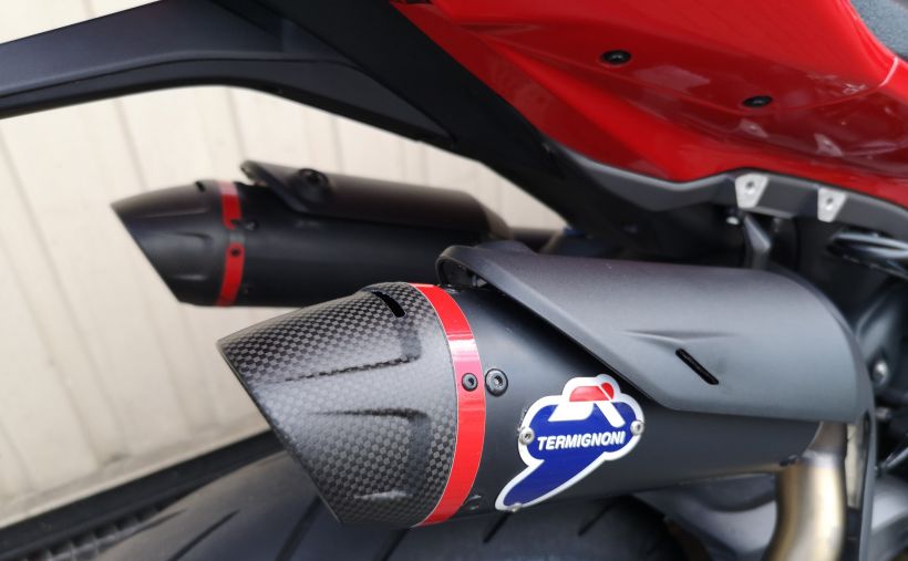 DUCATI PANIGALE V2S 4